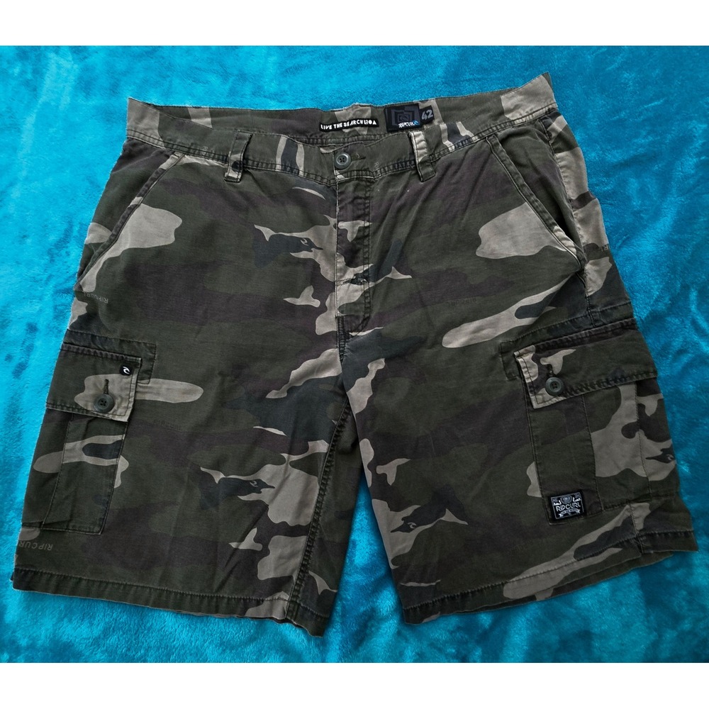 Y2K Rip Curl "Live the Search"  Camo Cargo Shorts Men's Size 42
